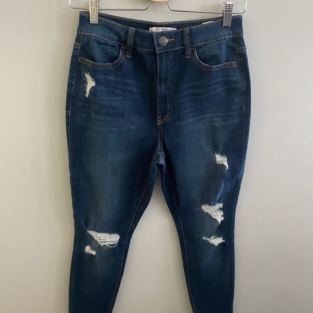 SO Ultimate Women’s Distressed Denim jeans Super High Rise Jeggings size 9/29W